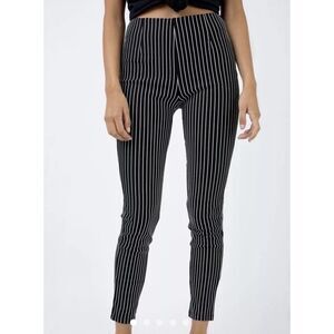 Princess Polly Black White Stripe Skinny Leg‎ Pants Jeggings Leggings Size 0